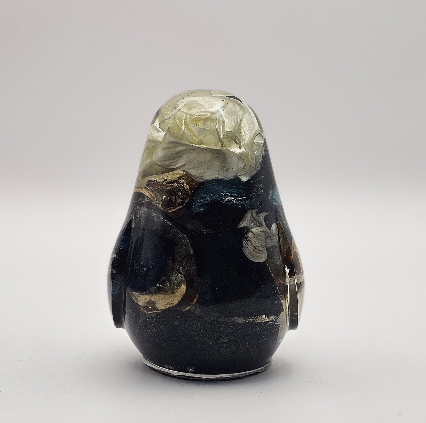 Penguin Potpourri Medium #116 פינגווין קטן