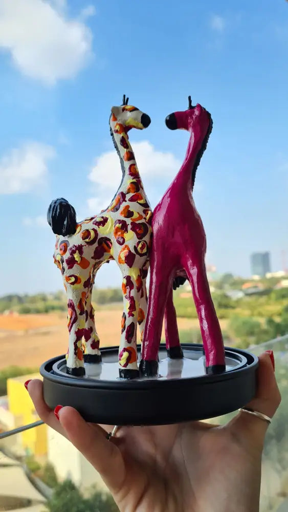Colorful Giraffes in a Glass Dome #83 ג’ירפות בכיפת זכוכית