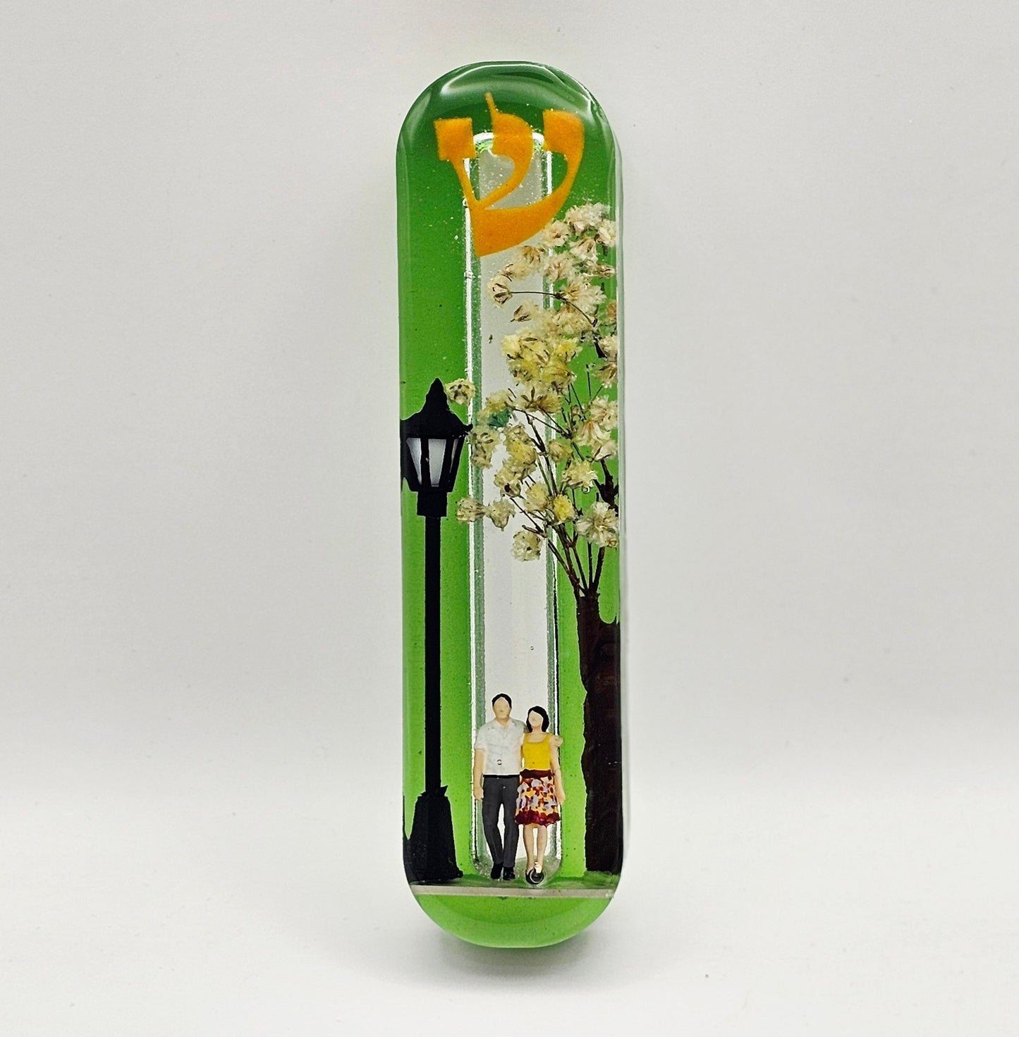 Mezuzah with a story - Loving Couple - 10cm #267 מזוזה עם סיפור
