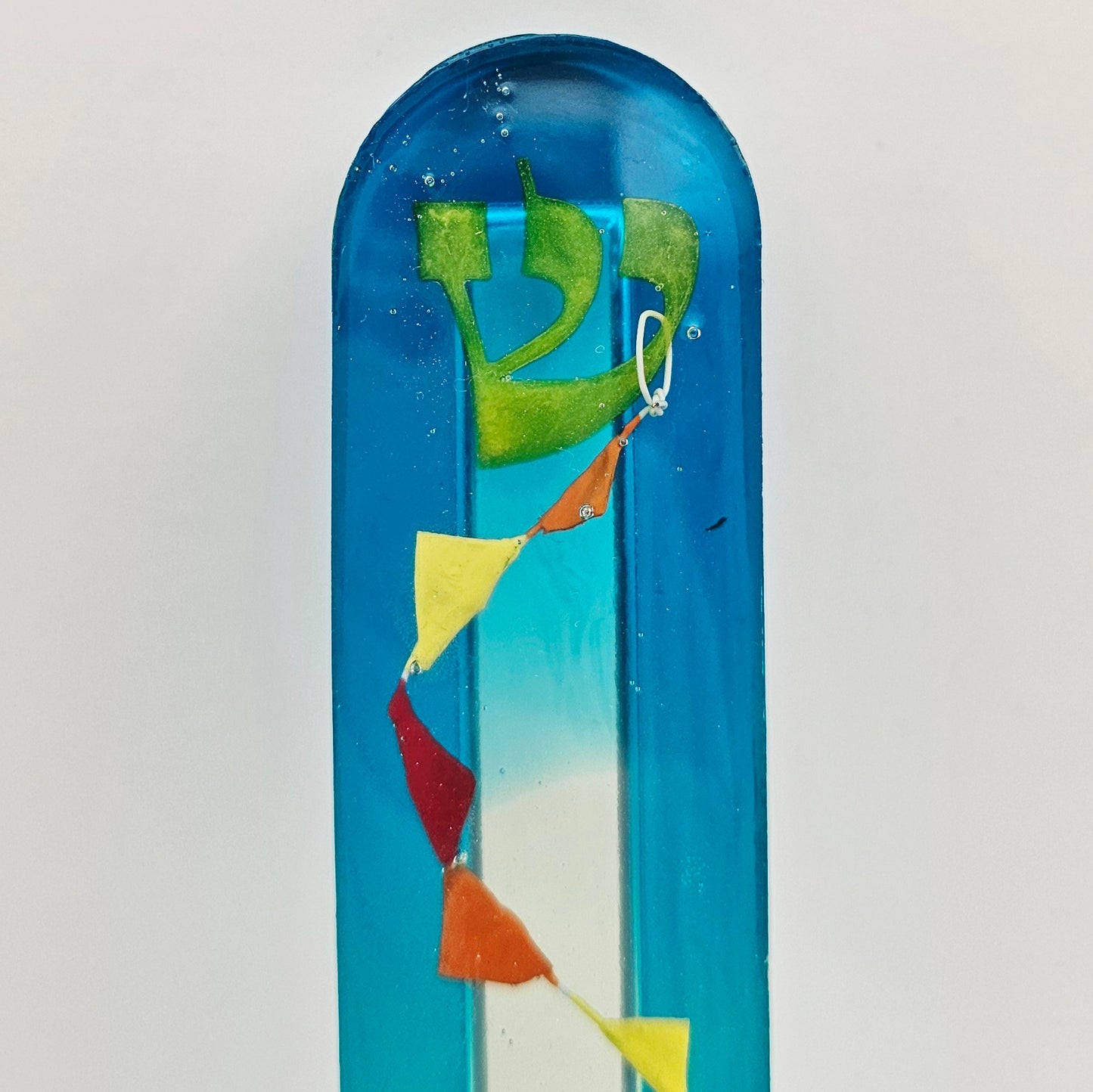 Mezuzah with a story - Family with a Kite - 15cm #270 מזוזה עם סיפור