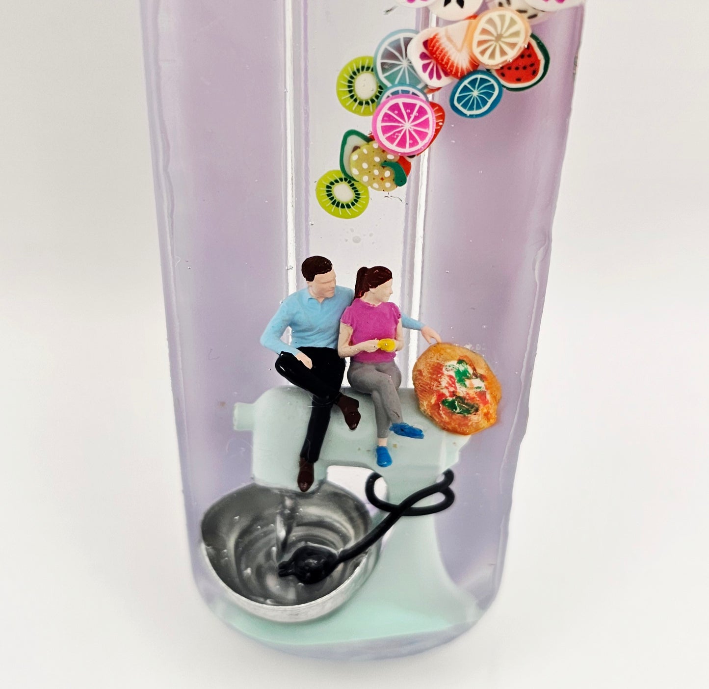 Mezuzah with a story - Couple Baking - 15cm #278 מזוזה עם סיפור