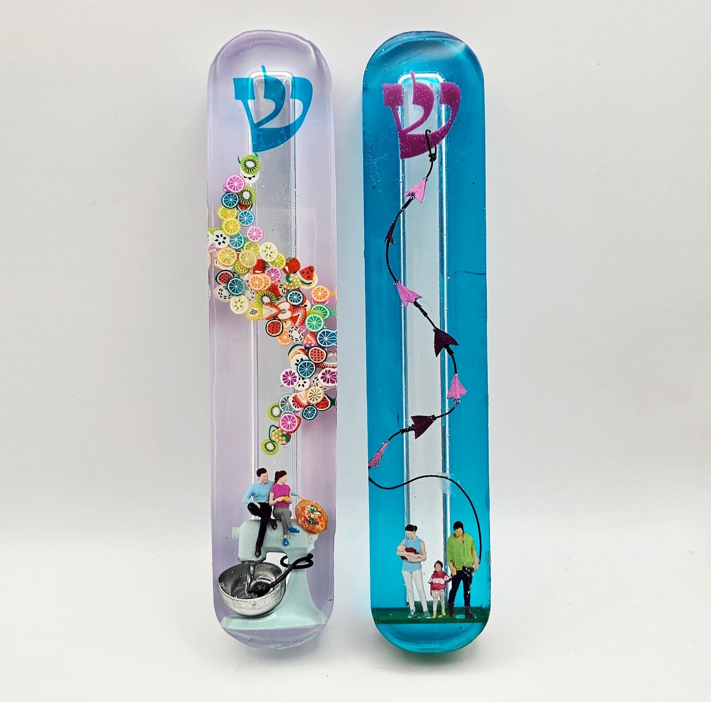 Mezuzah with a story - Couple Baking - 15cm #278 מזוזה עם סיפור