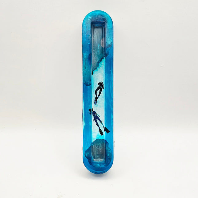 מזוזה
מזוזה מעוצבת
מזוזה עם סיפור
מזוזה בהתאמה אישית
מזוזה מאפוקסי
מזוזה מהודרת
בית מזוזה מהודר ומקורי
מתנה מושלמת לבית חדש
מתנה לחנוכת בית
מתנה לחתונה
מתנה לאירוסין
מתנה מקורית ומיוחדת
mezuzah with a story
perfect mezuzah
mezuzah case
custom made mezuzah case
epoxy mezuzah
modern mezuzah
