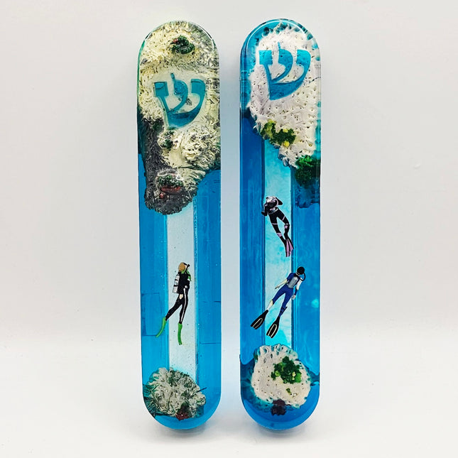 מזוזה
מזוזה מעוצבת
מזוזה עם סיפור
מזוזה בהתאמה אישית
מזוזה מאפוקסי
מזוזה מהודרת
בית מזוזה מהודר ומקורי
מתנה מושלמת לבית חדש
מתנה לחנוכת בית
מתנה לחתונה
מתנה לאירוסין
מתנה מקורית ומיוחדת
mezuzah with a story
perfect mezuzah
mezuzah case
custom made mezuzah case
epoxy mezuzah
modern mezuzah
