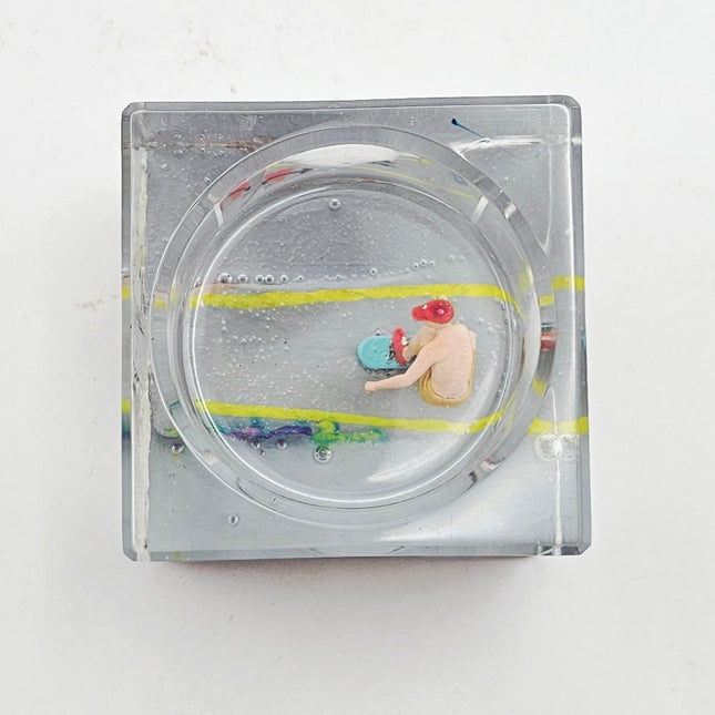 פמוט מיניאטורות קטן