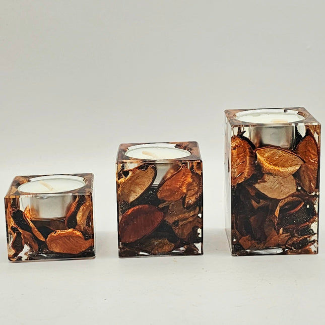 פמוט מרובע גדול