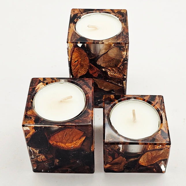 פמוט מרובע גדול