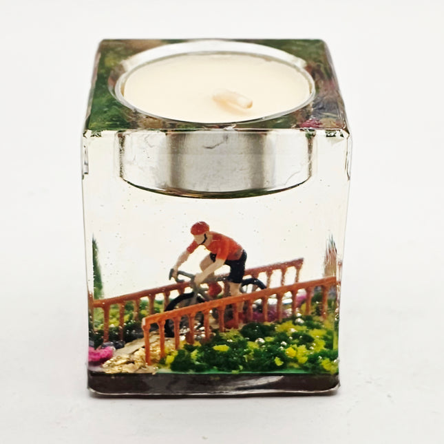 פמוט מיניאטורות בינוני