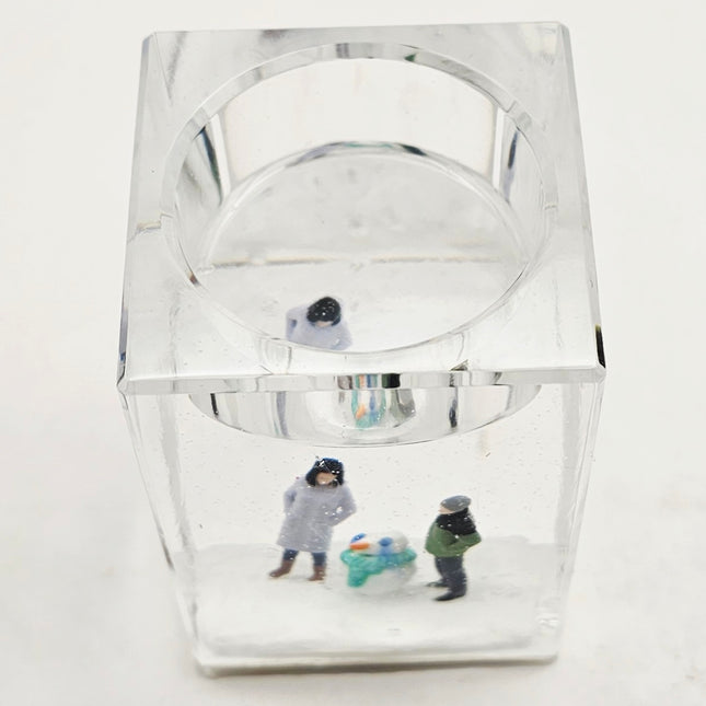 פמוט מיניאטורות גדול