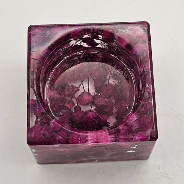 פמוט מרובע קטן