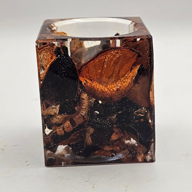 פמוט מרובע בינוני