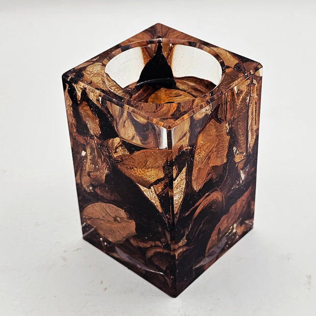 פמוט מרובע גדול