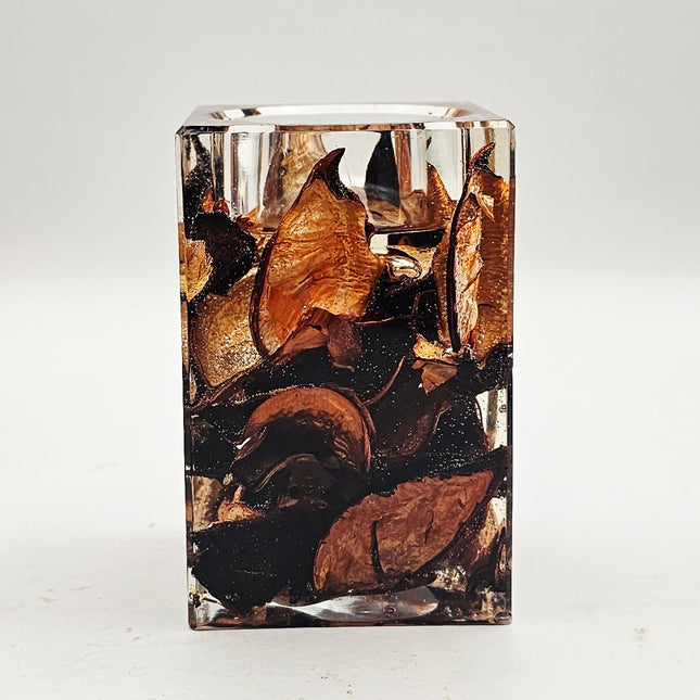 פמוט מרובע גדול