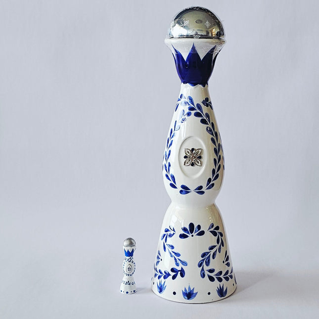 בהשראת קלאסה אזול - ליידי