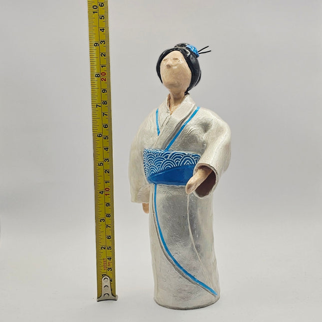 דמות קימונו - תכלת