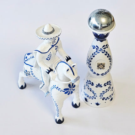 Clase Azul Style - The knight on the white horse #444