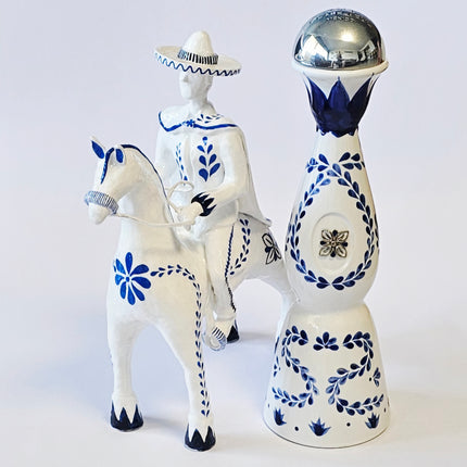 Clase Azul Style - The knight on the white horse #444