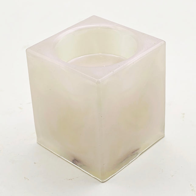 פמוט מרובע בינוני