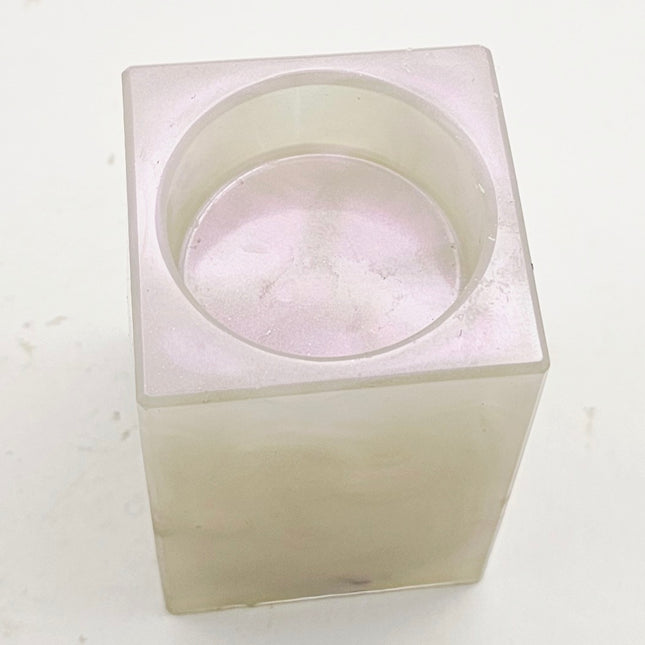 פמוט מרובע גדול