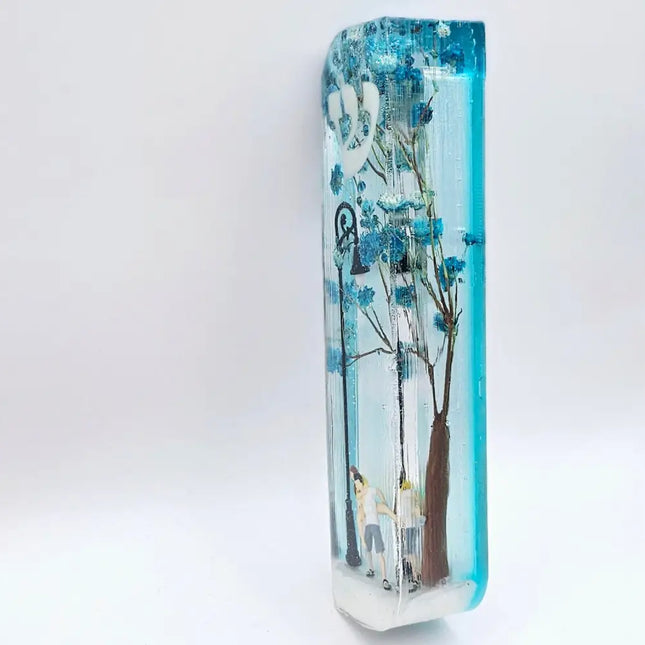 מזוזה עם סיפור